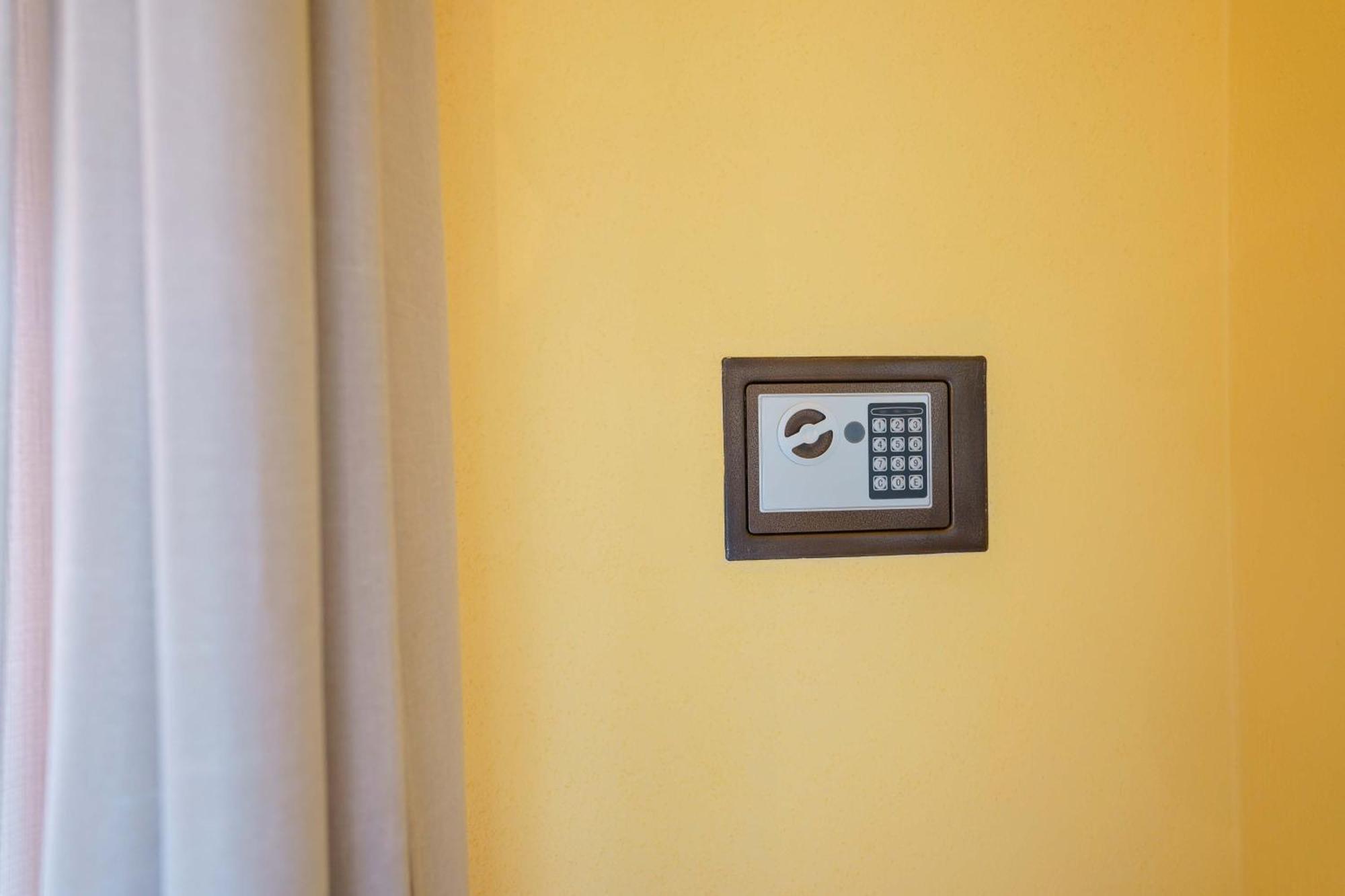 Paradise Home Quartu Sant'Elena Exterior photo